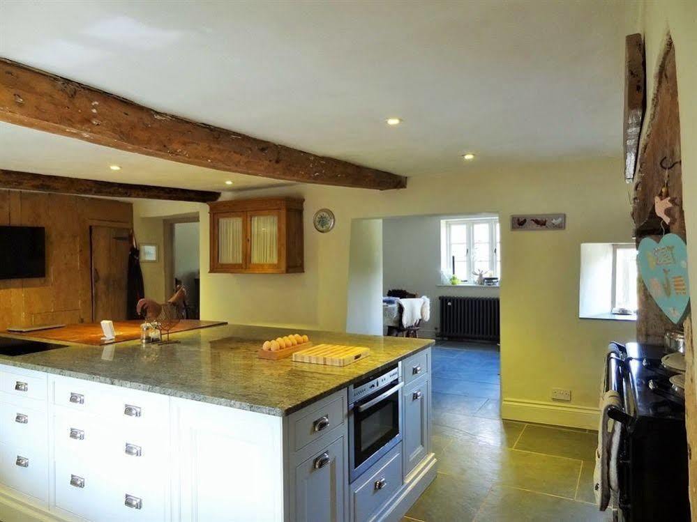 Huxham Farmhouse Bed and Breakfast East Pennard Buitenkant foto