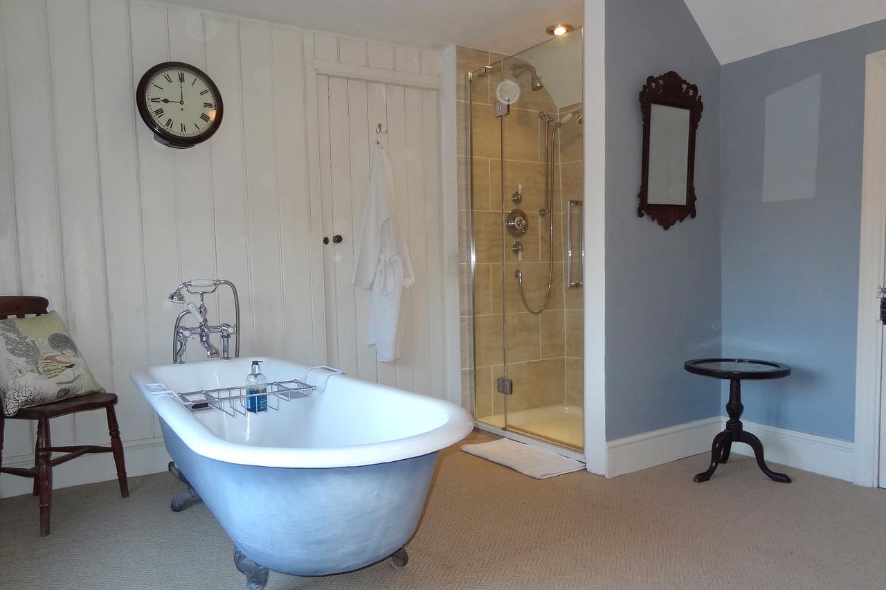 Huxham Farmhouse Bed and Breakfast East Pennard Buitenkant foto
