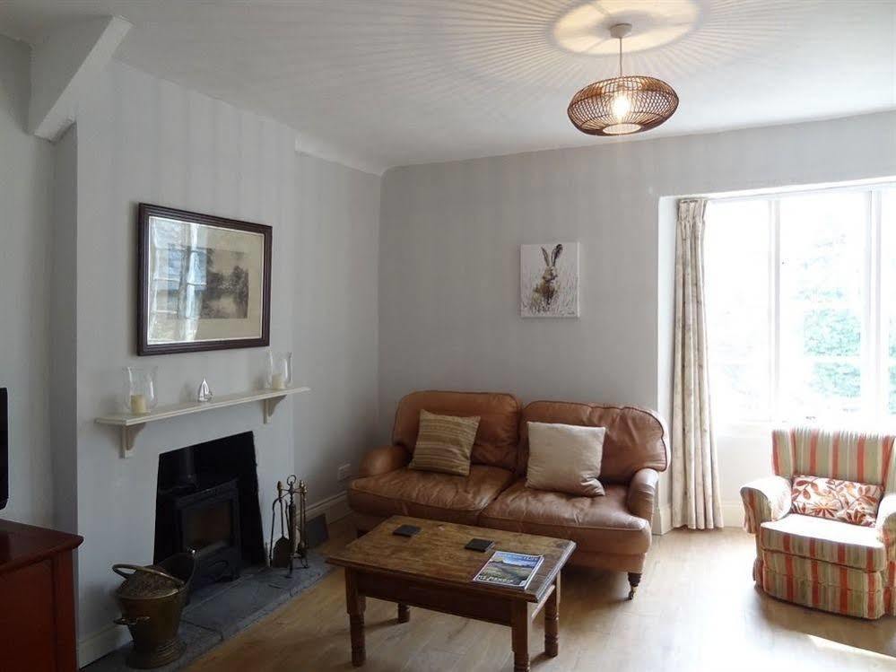 Huxham Farmhouse Bed and Breakfast East Pennard Buitenkant foto